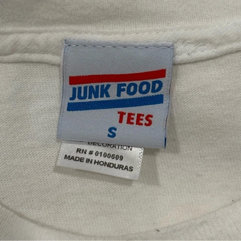 Junk Food Tees Mustang T-Shirt Throwback Graphic White Small Retro Streetwear - Picture 6 of 8